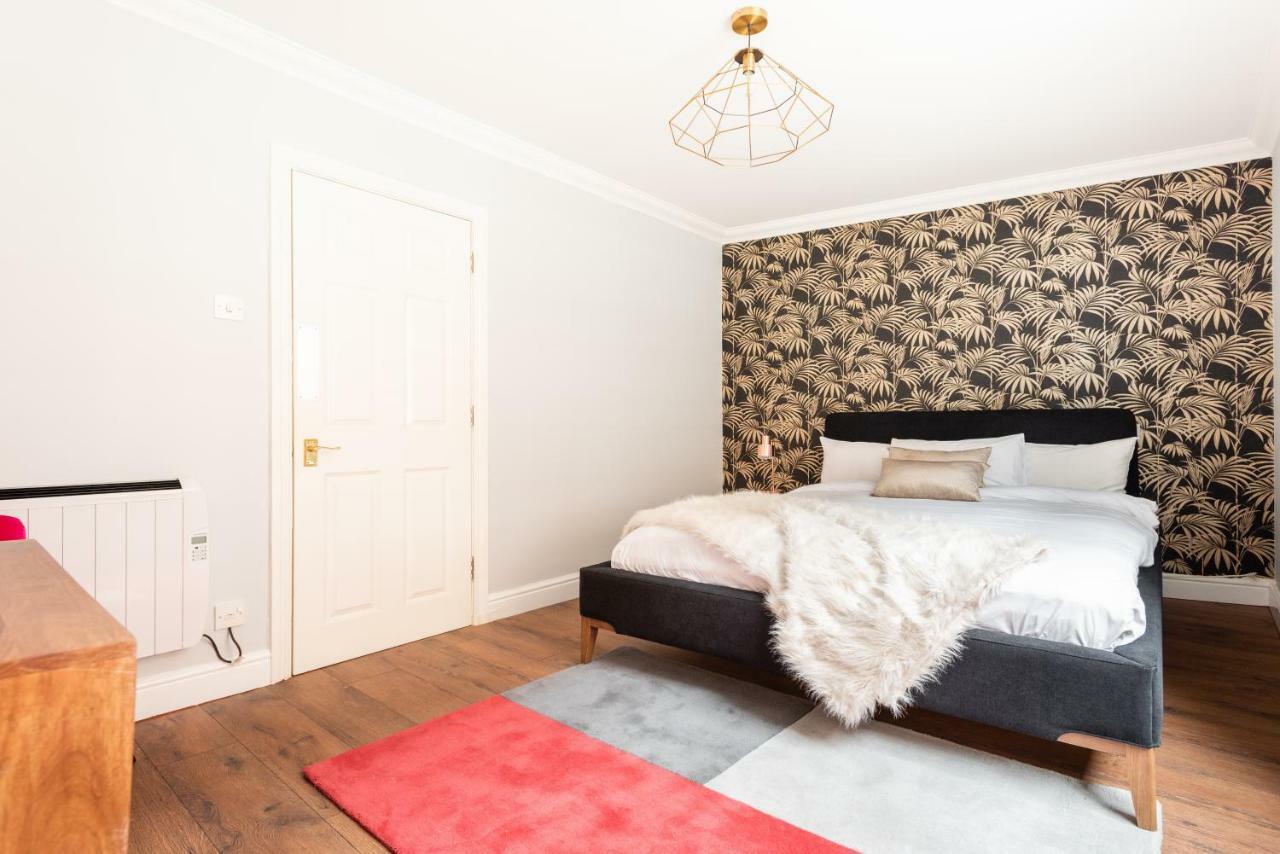 The Old Station House - Stylish & Central 2Bdr Apartment Oxford Bagian luar foto